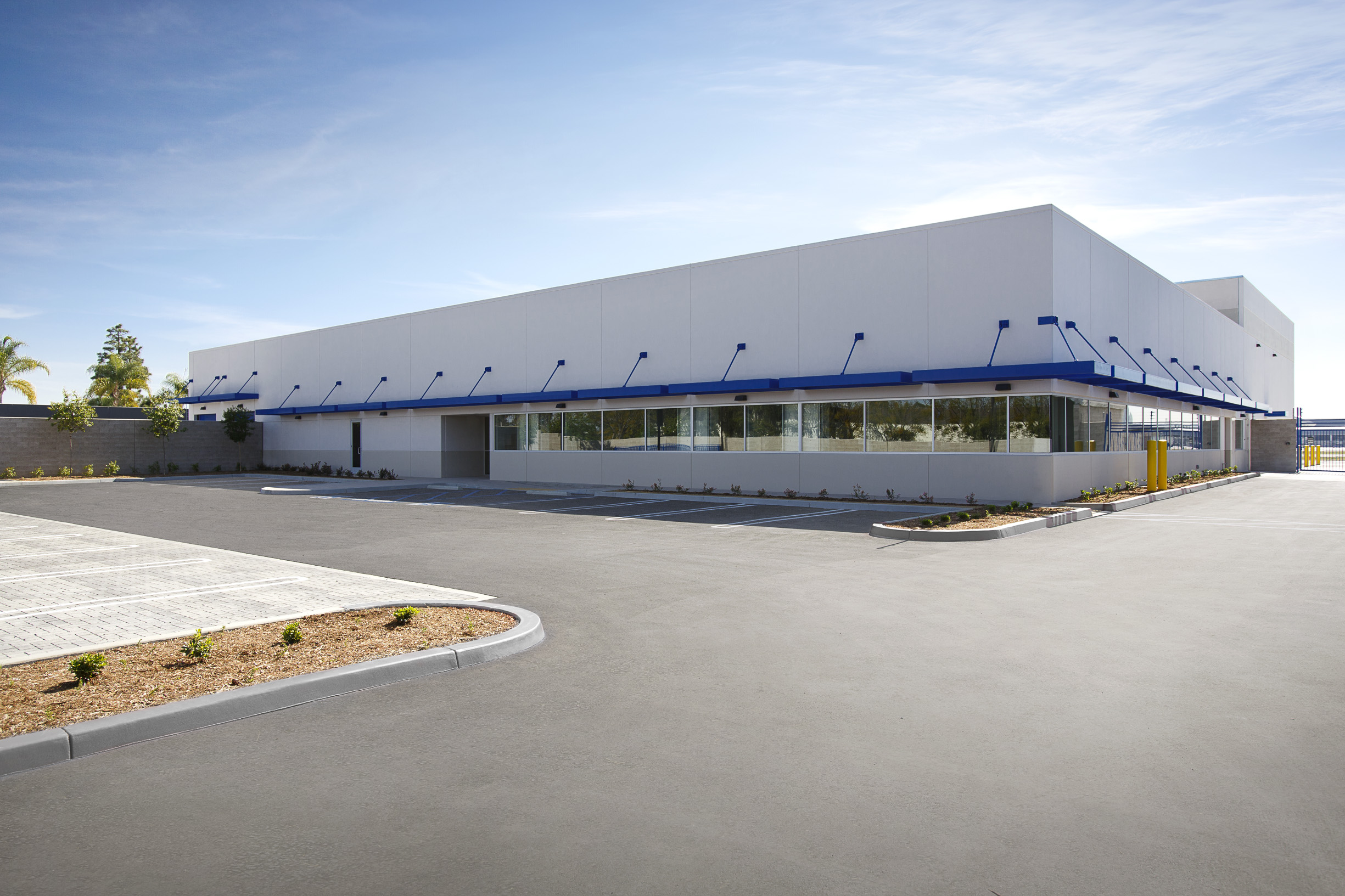 JOHN WAYNE AIRPORT MAINTENANCE FACILITY